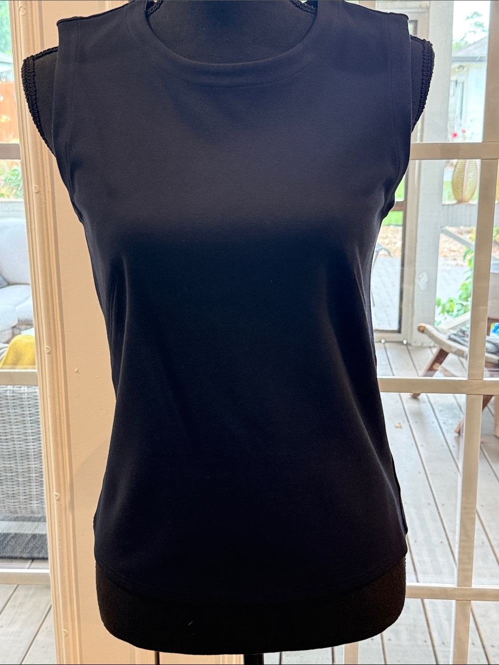 Akris Punto Dark Navy Sleeveless Crewneck Tank Top
